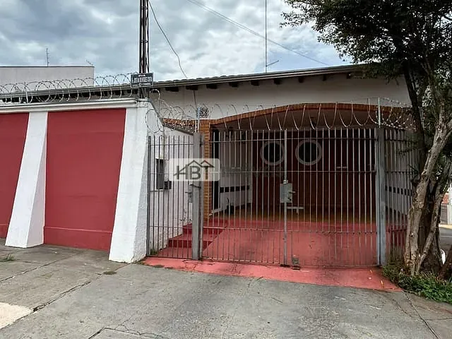 Casa com 242m² 2 quartos e 1 banheiro, à venda, no bairro Jardim América em Bauru