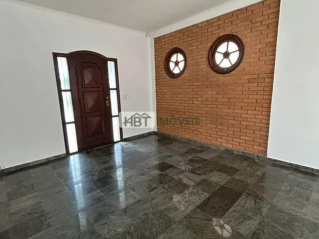 Casa com 242m² 2 quartos e 1 banheiro, à venda, no bairro Jardim América em Bauru
