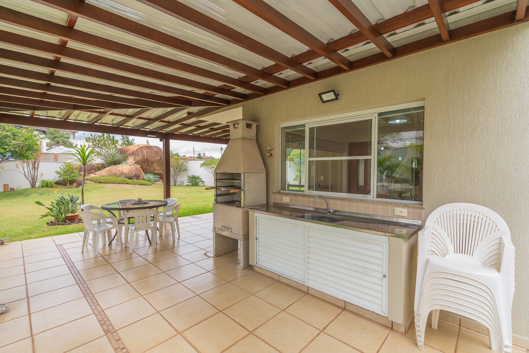 Casa à venda com 4 quartos, 382m² - Foto 47