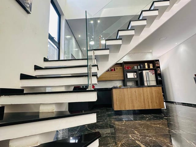 Casa 3 quartos e 2 banheiros, à venda, no bairro Jardim Quaresmeira em Suzano