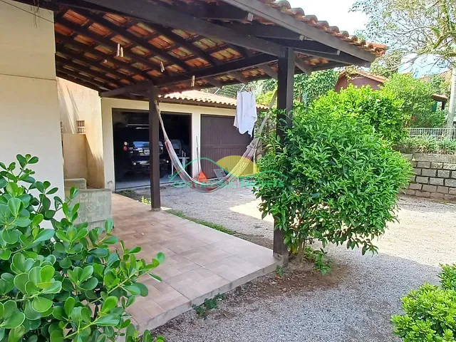 Casa com 363m² 3 quartos e 4 banheiros, à venda, no bairro Morro das Pedras em Florianópolis