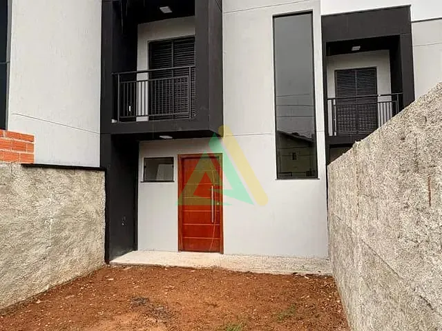 Casa 2 quartos e 3 banheiros, para alugar, no bairro Jardim Primavera em Mogi Mirim