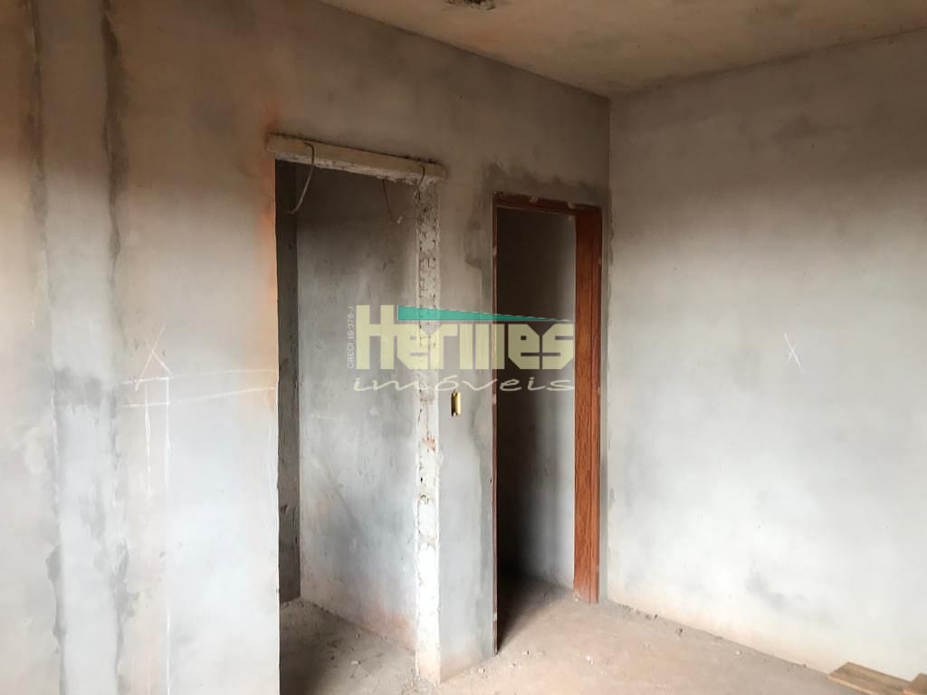 Casa à venda com 3 quartos, 165m² - Foto 7