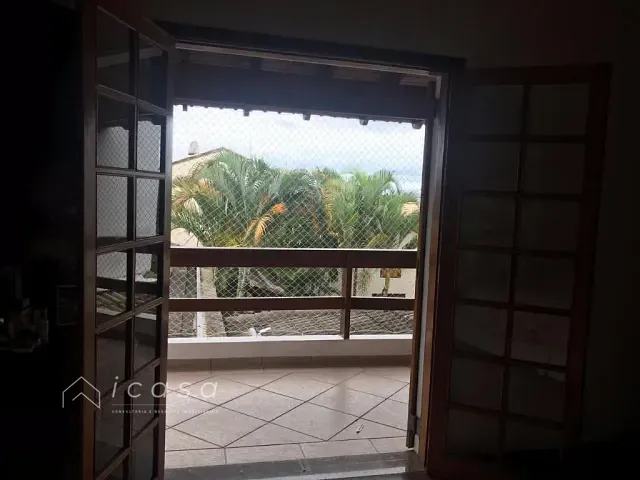 Casa com 500m² 4 quartos e 2 banheiros, à venda, no bairro Jardim Maria Cândida em Caçapava