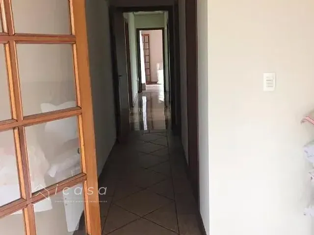 Casa com 500m² 4 quartos e 2 banheiros, à venda, no bairro Jardim Maria Cândida em Caçapava