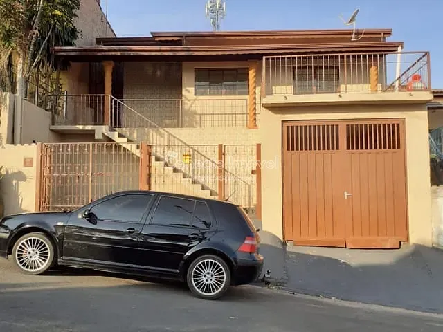 Casa com 226m² 3 quartos e 3 banheiros, à venda, no bairro Parque Florianópolis em Jaguariúna