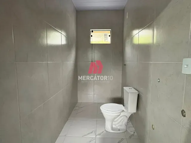 Casa 1 quarto e 1 banheiro, para alugar, no bairro Badenfurt em Blumenau