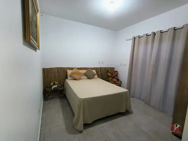 Casa 2 quartos e 2 banheiros, à venda, no bairro Tupy em Itanhaém