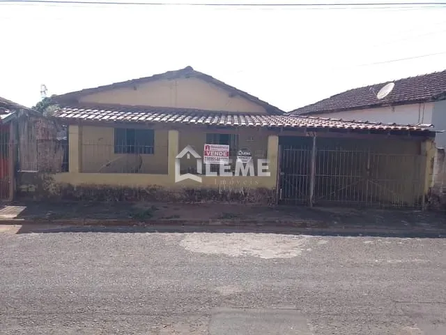Casa com 246m² 2 quartos e 1 banheiro, à venda, no bairro Vila Lambari em Mococa