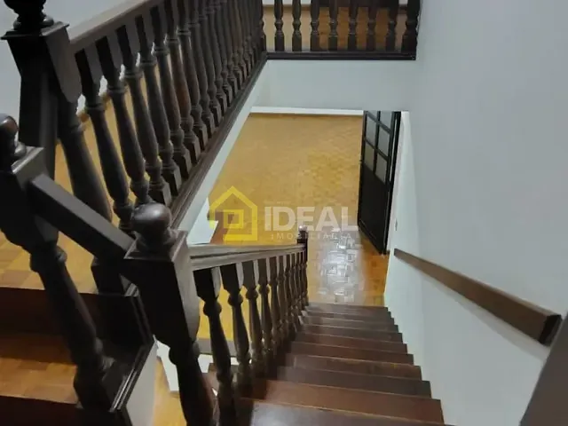 Casa 4 quartos e 4 banheiros, para alugar, no bairro Cinquentenário em Concórdia