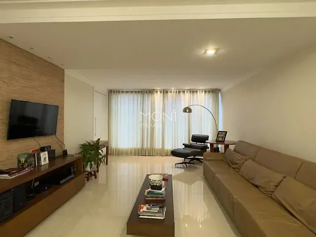 Casa 4 quartos e 5 banheiros, à venda, no bairro Asa Norte em Brasília