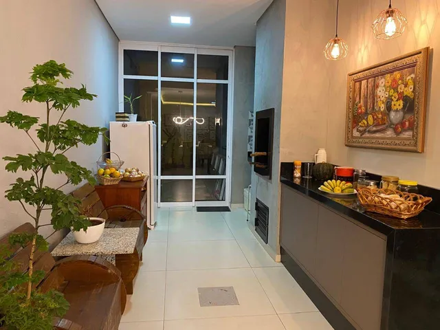 Casa com 191m² 4 quartos e 4 banheiros, à venda, no bairro Gleba Palhano em Londrina