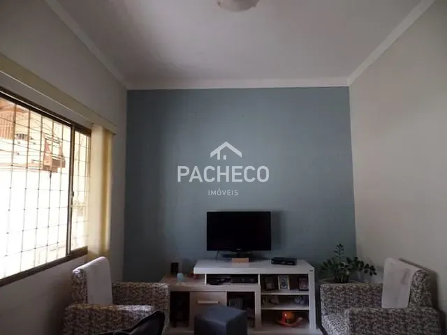 Casa com 250m² 3 quartos e 1 banheiro, à venda, no bairro Residencial Furlan em Santa Bárbara D'Oeste