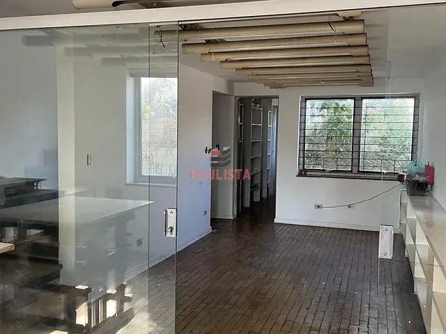 Casa à venda ou para alugar, no bairro Vila Clementino em São Paulo