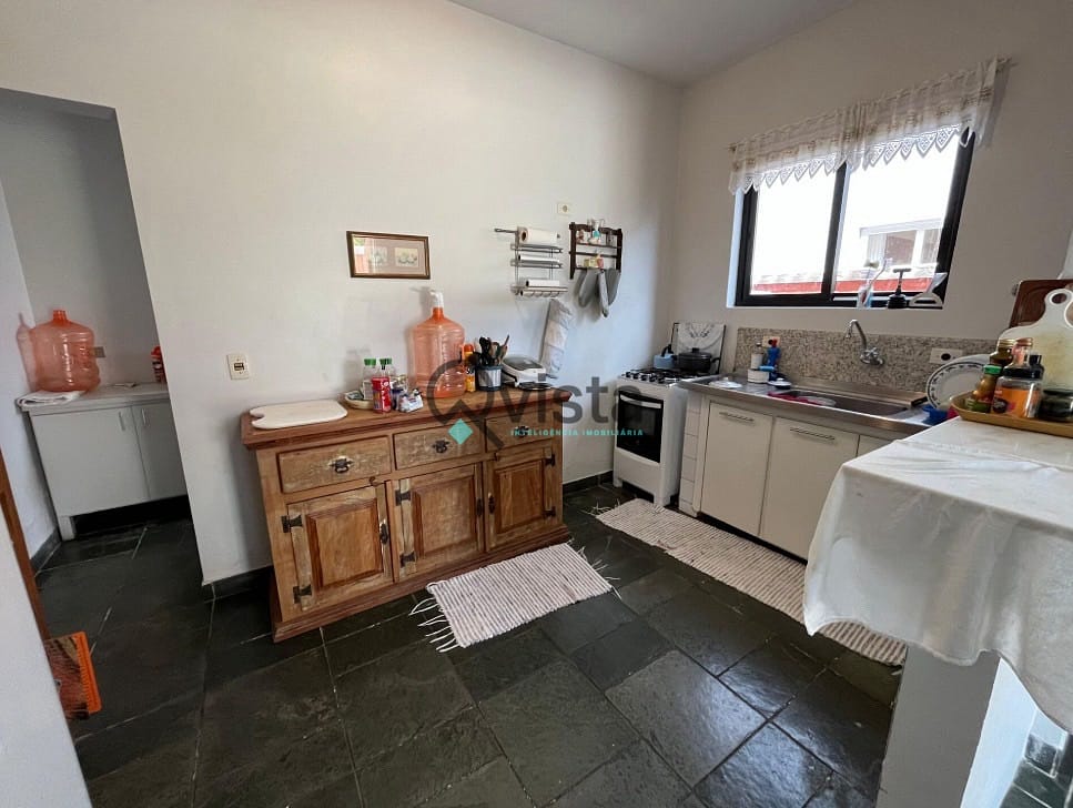 Casa, 5 quartos, 300 m² - Foto 9