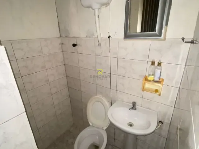 Casa com 350m² 4 quartos e 4 banheiros, para alugar, no bairro Trianon em Guarapuava