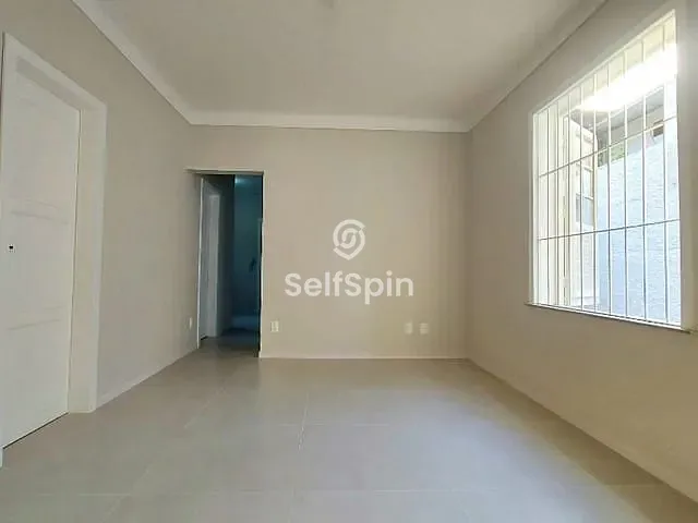 Casa com 130m² 2 quartos e 1 banheiro, para alugar, no bairro Santa Rosa em Niterói