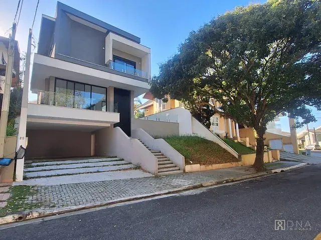 Casa 4 quartos e 4 banheiros, à venda, no bairro Urbanova em São José dos Campos