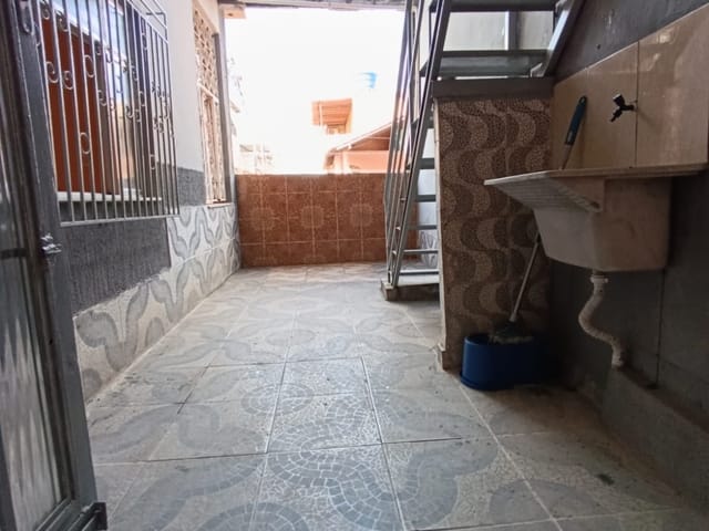 Casa 2 quartos e 1 banheiro, à venda, no bairro Coelho da Rocha em São João de Meriti