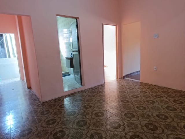 Casa 2 quartos e 1 banheiro, à venda, no bairro Coelho da Rocha em São João de Meriti