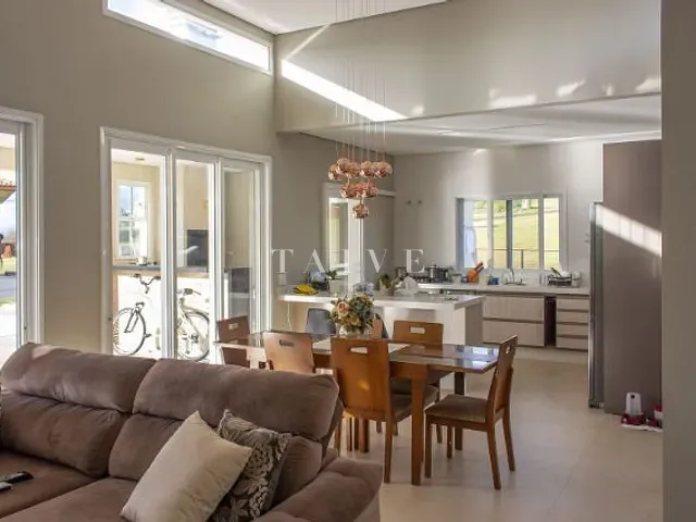 Casa com 1308m² 3 quartos e 3 banheiros, à venda, no bairro Loteamento Terras de Canaã em Cambé