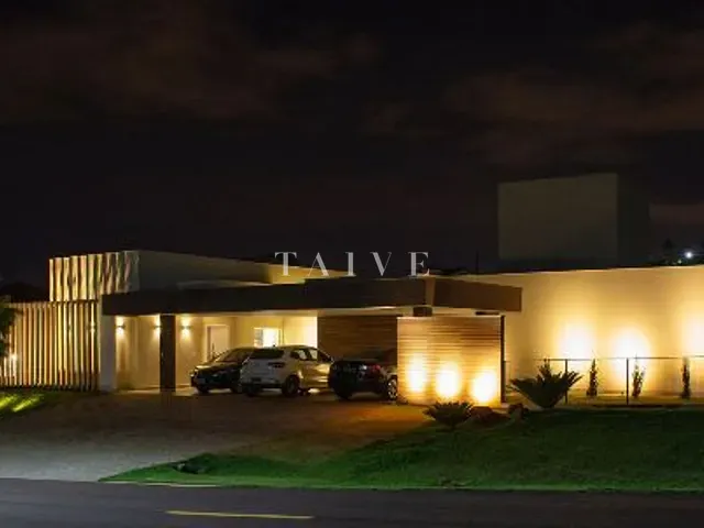 Casa com 1308m² 3 quartos e 3 banheiros, à venda, no bairro Loteamento Terras de Canaã em Cambé