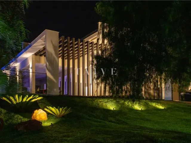 Casa com 1308m² 3 quartos e 3 banheiros, à venda, no bairro Loteamento Terras de Canaã em Cambé