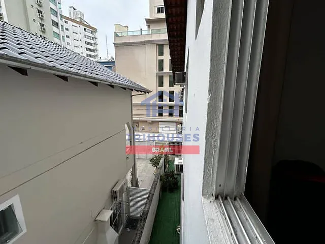 Apartamento 3 quartos e 1 banheiro, à venda, no bairro Centro em Balneário Camboriú