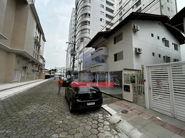 Apartamento 3 quartos e 1 banheiro, à venda, no bairro Centro em Balneário Camboriú
