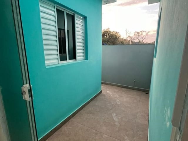 Casa com 150m² 2 quartos e 2 banheiros, à venda, no bairro Vazes em Cambuí