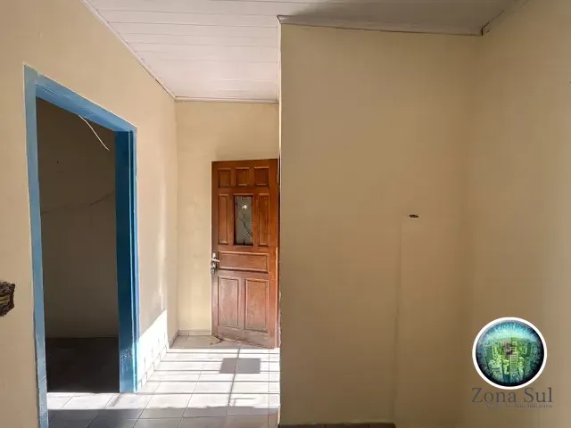 Casa com 100m² 1 quarto e 1 banheiro, para alugar, no bairro Vila Hortência em Sorocaba