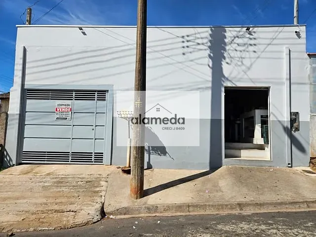 Casa 2 quartos e 2 banheiros, à venda, no bairro JD PANORAMA em Jacarezinho