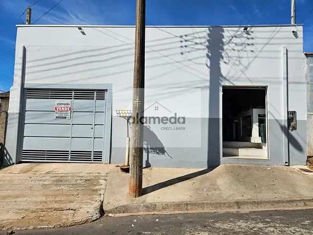 Casa 2 quartos e 2 banheiros, à venda, no bairro JD PANORAMA em Jacarezinho