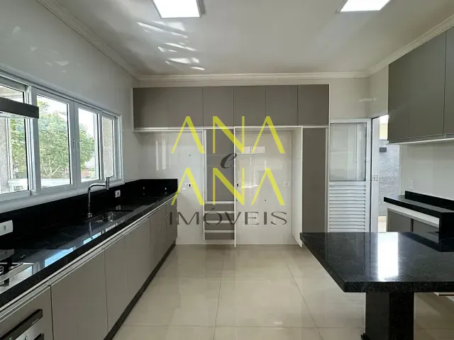 Casa 4 quartos e 6 banheiros, à venda, no bairro Condomínio Quinta da Baroneza II em Bragança Paulista