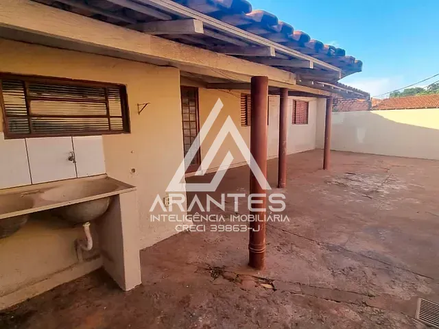 Casa 2 quartos e 1 banheiro, para alugar, no bairro Marília em Barretos