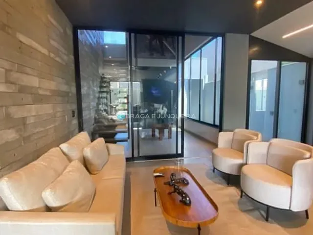 Casa com 400m² 3 quartos e 5 banheiros, à venda, no bairro Residencial Gaivota II em São José do Rio Preto