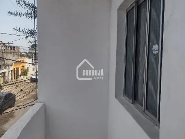 Casa com 112m² 2 quartos e 1 banheiro, à venda, no bairro Maré Mansa em Guarujá