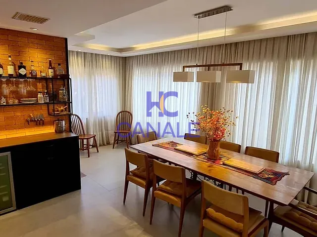 Casa com 600m² 5 quartos e 5 banheiros, à venda ou para alugar, no bairro Jacarepaguá em Rio de Janeiro