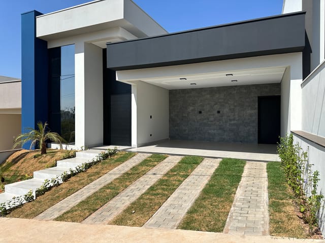 Casa com 260m² 3 quartos e 5 banheiros, à venda, no bairro Jardim São Francisco em Piracicaba