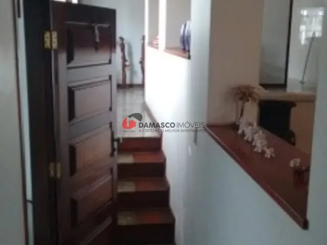 Casa com 700m² 4 quartos e 1 banheiro, à venda, no bairro Barcelona em São Caetano do Sul