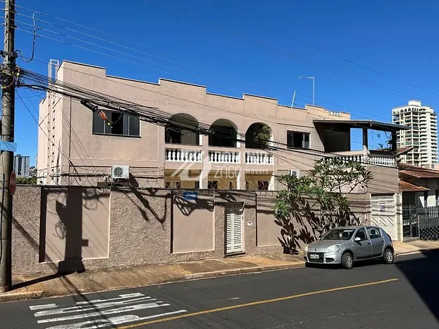 Casa com 347m² 3 quartos e 3 banheiros, à venda, no bairro São Sebastião em Uberaba