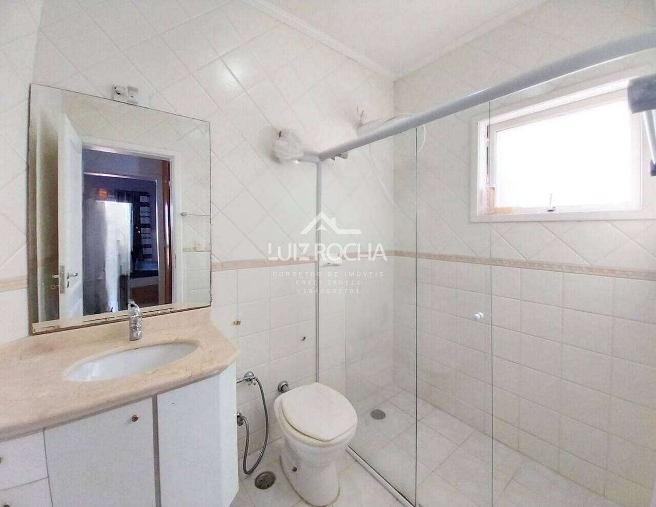 Casa, 4 quartos, 380 m² - Foto 47