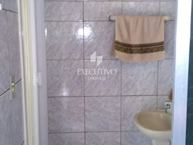 Casa 2 quartos e 1 banheiro, à venda, no bairro Centro em Arroio Do Meio