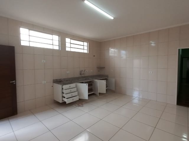 Casa com 269m² 3 quartos e 2 banheiros, à venda, no bairro Centro em Tatuí