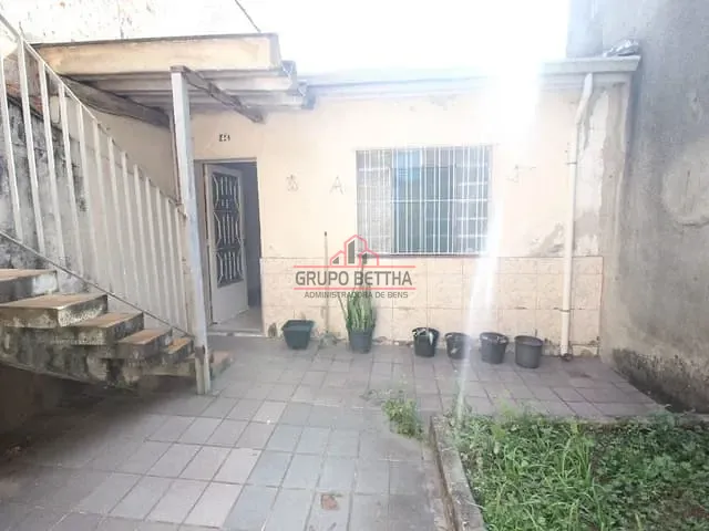 Casa com 197m², à venda, no bairro Centro em Carapicuíba