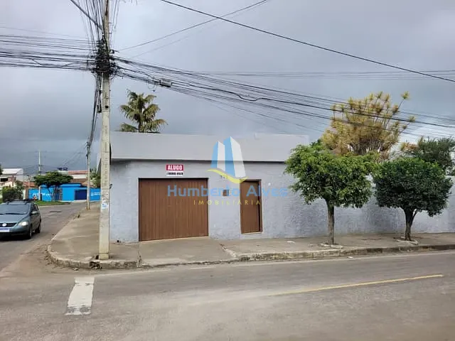 Casa 3 quartos e 2 banheiros, para alugar, no bairro Alto Maron em Vitória da Conquista