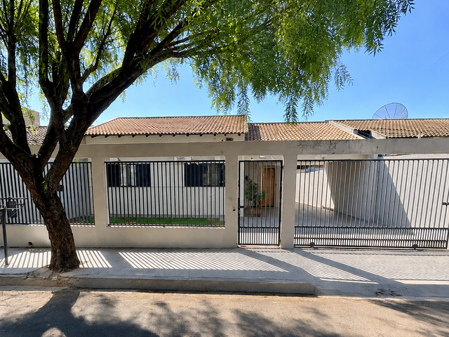 Foto do Casa - Casa com Suíte e Excelente Espaço no Jardim Capricórnio – Rolândia-PR | Imobiliária Casa Grande - Rolândia