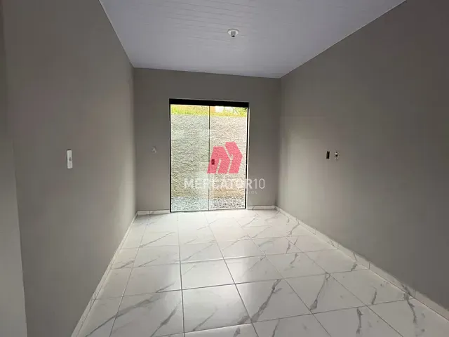 Casa 1 quarto e 1 banheiro, para alugar, no bairro Badenfurt em Blumenau