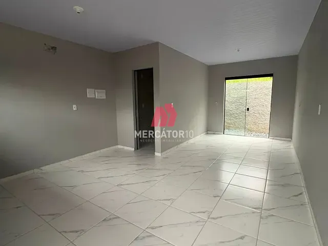 Casa 1 quarto e 1 banheiro, para alugar, no bairro Badenfurt em Blumenau