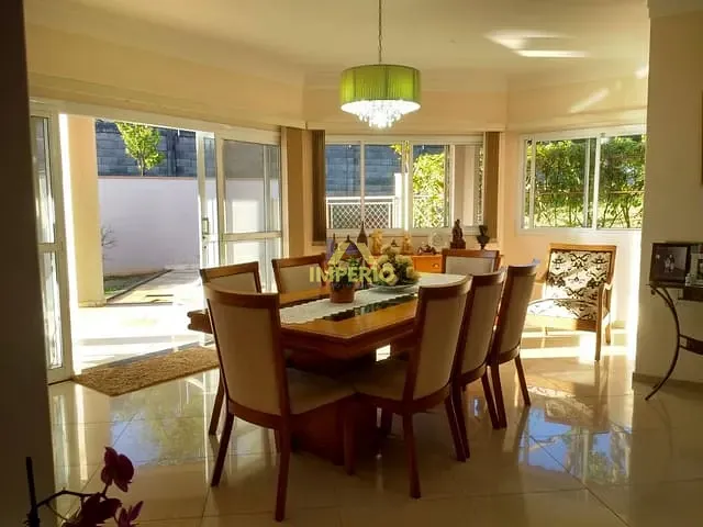 Casa com 606m² 5 quartos e 6 banheiros, à venda, no bairro Jardim Theodora em Itu